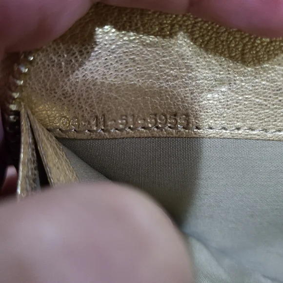 SOLD Chloé Wallet - Picture 10 of 12